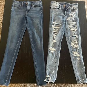Two pair LOT of American eagle size 4 skinny jeans